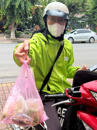 Hai chàng trai lập ứng dụng giao đồ ăn, thu hút hơn 30.000 người dùng thường xuyên
