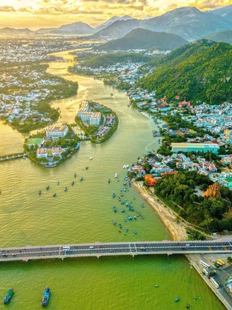 500 sinh viên quốc tế thiết kế cung đường di sản cho sông Cái - Nha Trang