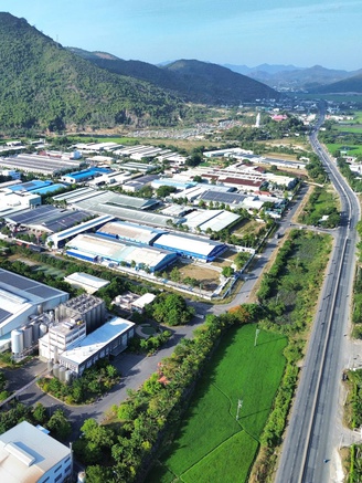 Khánh Hòa phát triển công nghiệp với gần 4.700 ha đất phân bổ cho các xã phường
