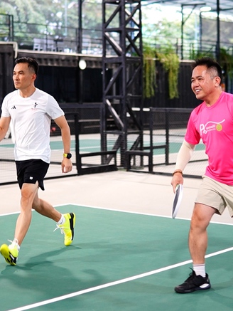 Tay vợt Tony Hoàng, diễn viên Chi Bảo góp mặt ở giải pickleball đặc biệt