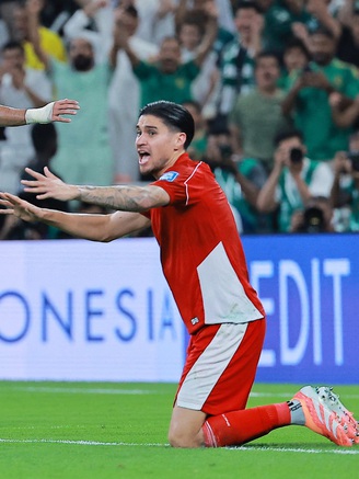 Bóng đá Indonesia vướng tin đồn thành lập liên đoàn riêng, AFC lập tức khiển trách