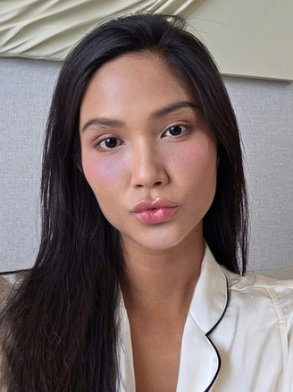 H'Hen Niê lên tiếng về tin đồn ‘biến dạng ngoại hình’ sau khi sinh