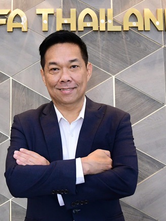 Mới: 14 giờ chiều nay, Phó chủ tịch FAT có mặt ở trụ sở VFF, xin lỗi vụ sai Quốc kỳ