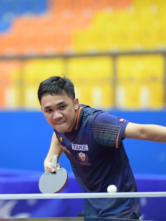 Đinh Anh Hoàng khẳng định ngôi vị số 1 bóng bàn Việt Nam, HLV Vũ Mạnh Cường nói gì?