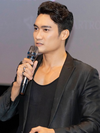 Mỹ nam 'Mưa đỏ' đóng phim 18+