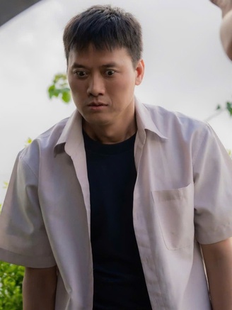 Lý do vợ kém 16 tuổi tham gia phim mới của Quách Ngọc Tuyên