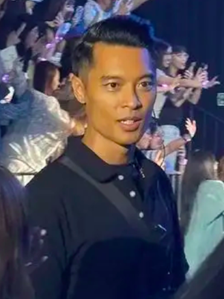 Nam vương Hồng Kông chuyển sang làm bảo vệ sau bê bối ngoại tình