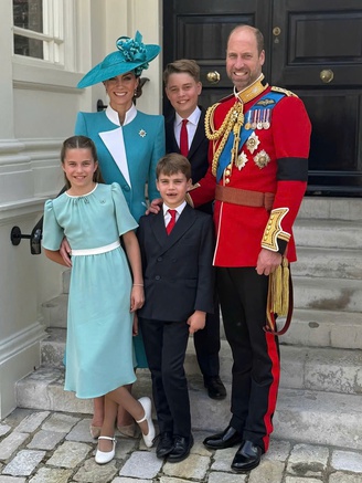 Hoàng tử William khẳng định sẽ không lặp lại sai lầm hôn nhân của cha mẹ