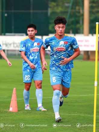 Lịch thi đấu U.23 Việt Nam mới nhất: Chạm trán Qatar giờ cực muộn, không đài nào phát sóng