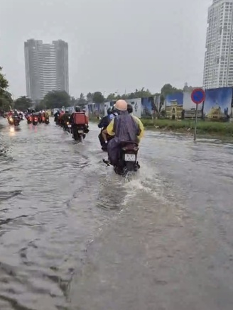 Khi mưa liên tục, thử 'chớp thời cơ' khởi sự kinh doanh với những mô hình này…