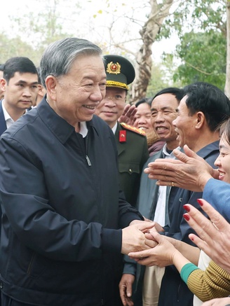 Tin tức đặc biệt trên báo in Thanh Niên 13.11.2025