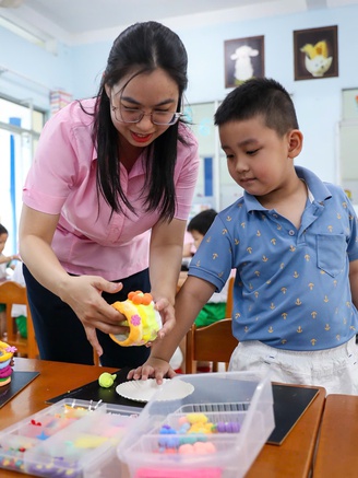 Số hóa trường mầm non ở siêu đô thị TP.HCM