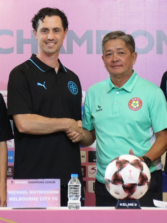 HLV đội Úc nói điều bất ngờ về CLB nữ TP.HCM, Huỳnh Như khiến cả nước hồi hộp 