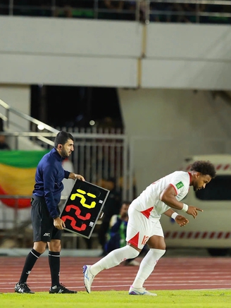 Ghi bàn sau 318 ngày, Xuân Son cảm ơn bằng tiếng Việt ý nghĩa: Chờ được đại chiến Malaysia…