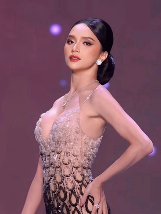 Cơ hội nào cho Hương Giang tại Miss Universe 2025?
