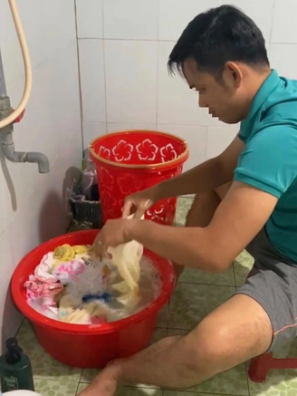 Khi vợ sinh con, chồng thường rơi vào tình trạng khủng hoảng này…