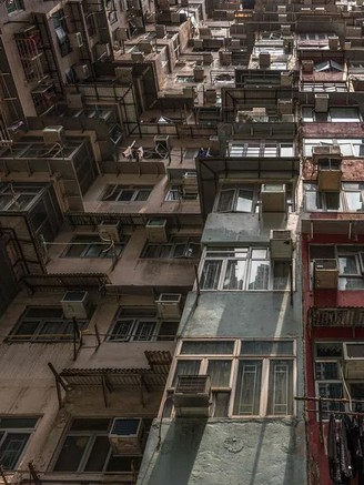 Tình trạng chung cư 'đất chật người đông' ở Hồng Kông