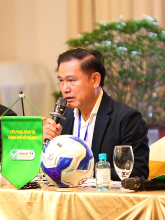 Ông Trần Anh Tú giữ chức Chủ tịch Liên đoàn Bóng đá TP.HCM nhiệm kỳ 2025-2030