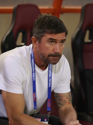 CLB Hà Nội chơi hay: HLV Harry Kewell tặng quà vô giá cho đội tuyển Việt Nam