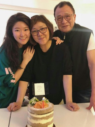 Con gái Hứa Thiệu Hùng: 'Cuộc sống chẳng còn như xưa vì thiếu bố'