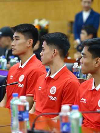 Tháng 11 rực lửa cùng 2 giải bóng rổ, bóng đá sinh viên toàn quốc cúp TV360