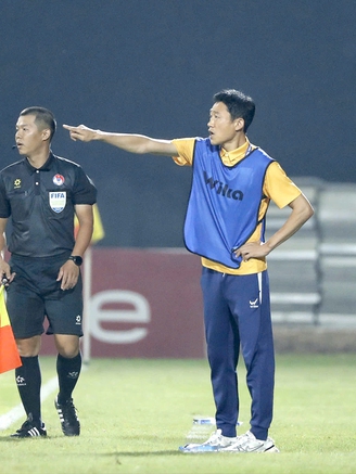 Ông Vũ Tiến Thành đấu trí trợ lý thầy Kim: Cuộc chiến cực khó lường giữa 'lửa và nước'