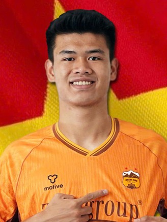 Cầu thủ có chiều cao 'khủng' sáng cửa đá chính ở U.23 Việt Nam