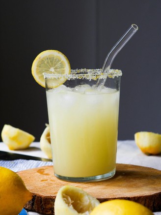 Uống nước chanh hằng ngày: Lợi ích nhiều hơn bạn tưởng!