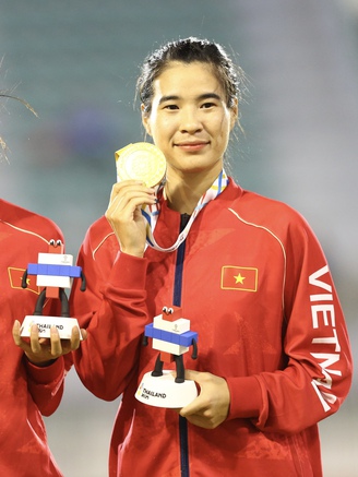 Giành 10 HCV trong ngày 11.12, Việt Nam vươn lên đứng thứ nhì: Chủ nhà Thái Lan vẫn vô đối