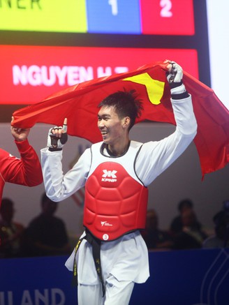 Nguyễn Hồng Trọng: Đánh bại tượng đài SEA Games, đoạt HCV thứ 2 cho taekwondo Việt Nam