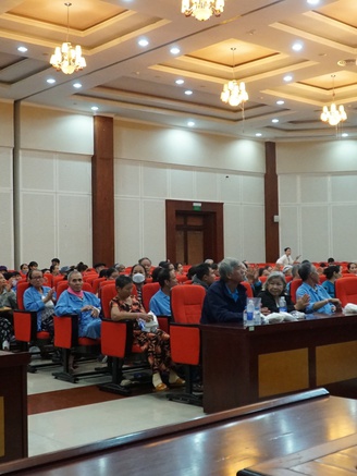 Cựu chiến binh bị ung thư xúc động khi xem phim Mưa Đỏ: Nhìn thấy mình trong từng thước phim