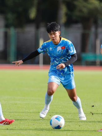 'Người nhện' Trung Kiên tiết lộ cuộc họp ‘nóng’ của U.23 Việt Nam: Thầy Kim bảo là…