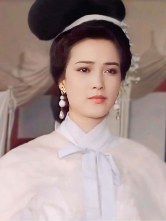 'Đệ nhất mỹ nhân cổ trang' Hà Tình qua đời