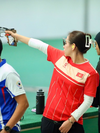 Lịch thi đấu SEA Games 33 rất nóng hôm nay: Việt Nam tăng tốc, đòi lại tốp 2 từ Indonesia