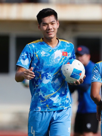 Trung vệ thép U.23 Việt Nam quả quyết sẽ ‘bắt chết’ ngòi nổ Thái Lan, giành vàng SEA Games