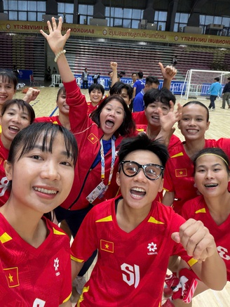 Futsal nữ Việt Nam thắng Philippines 1-0: Vào chung kết xứng đáng, VFF thưởng 500 triệu đồng