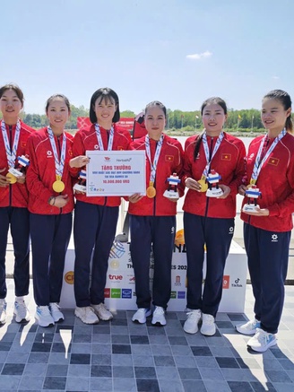 SEA Games 33 sáng 16.12: Đua thuyền rowing về nhất, Việt Nam đã có 41 HCV, phá 4 kỷ lục SEA Games