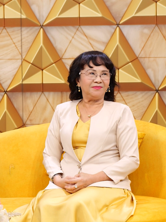 Người phụ nữ nên duyên vợ chồng với 'bạn cũ' sau 36 năm mất liên lạc