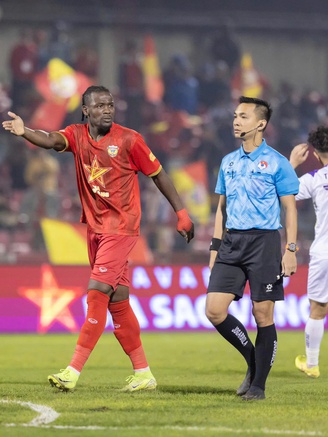 22 trọng tài và trợ lý trọng tài Việt Nam đạt chuẩn trọng tài FIFA năm 2026
