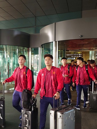 U.23 Việt Nam hạ cánh Qatar an toàn, sẵn sàng chuyến tập huấn để mơ kỳ tích châu Á