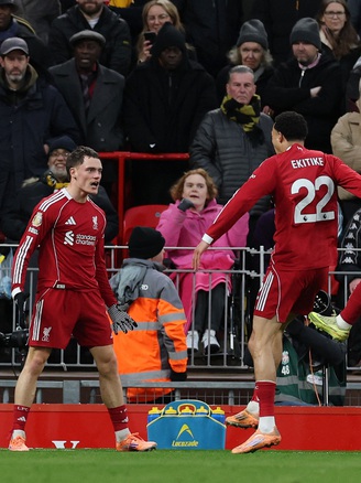 ‘Bom tấn’ Florian Wirtz làm điều đặc biệt, Liverpool đánh bại Wolves: Vẫn khó đuổi kịp Arsenal