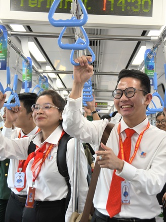 Từ niềm tin sắt son đến những trăn trở cho sự đóng góp