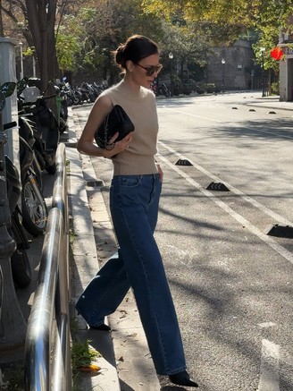 Áo len, cardigan mặc đẹp nhất với chân váy và quần jeans mùa lạnh