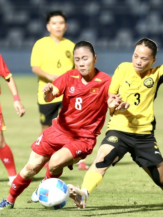 Người trám chỗ Huỳnh Như ở trận hủy diệt Malaysia nói điều bất ngờ, mơ chạm tay vào vàng SEA Games