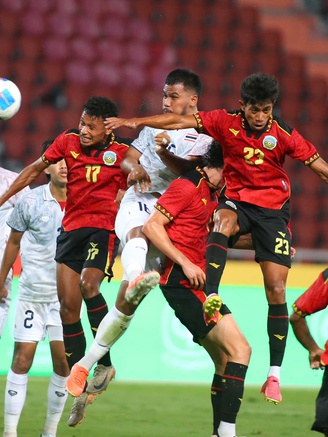 U.23 Thái Lan bất ngờ trả 7 cầu thủ về CLB, Madam Pang lo sốt vó: Lập tức hành động