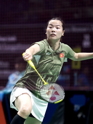 Nóng: Nguyễn Thùy Linh ngược dòng ngoạn mục, đánh bại tay vợt nữ số 1 Malaysia