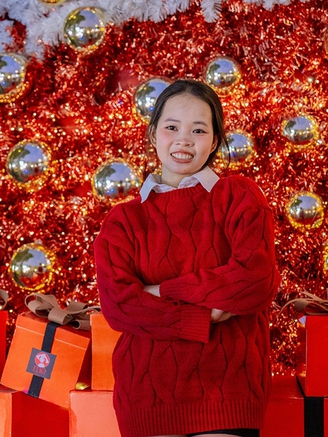 Bạn trẻ mặc đồ đông giữa trời 30 độ