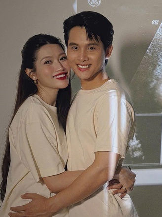 Á hậu Quỳnh Châu đón tin vui bên chồng doanh nhân