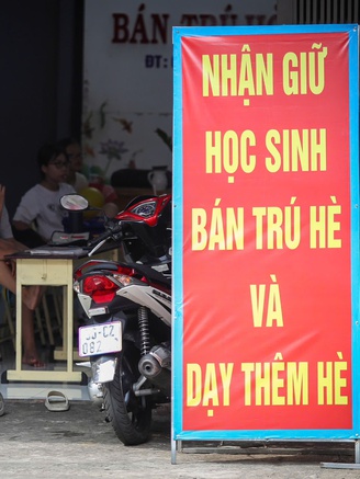 Quản lý dạy thêm học thêm đừng 'bắt cóc bỏ đĩa'