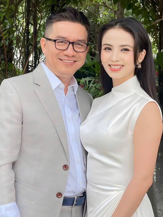 Bạn gái xinh như hoa hậu của 'phù thủy lồng tiếng' Đạt Phi